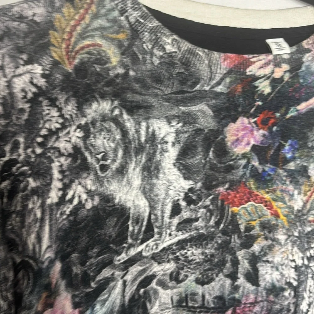 Robert Graham ROARING FLORALS Lion Renaissance Sweater